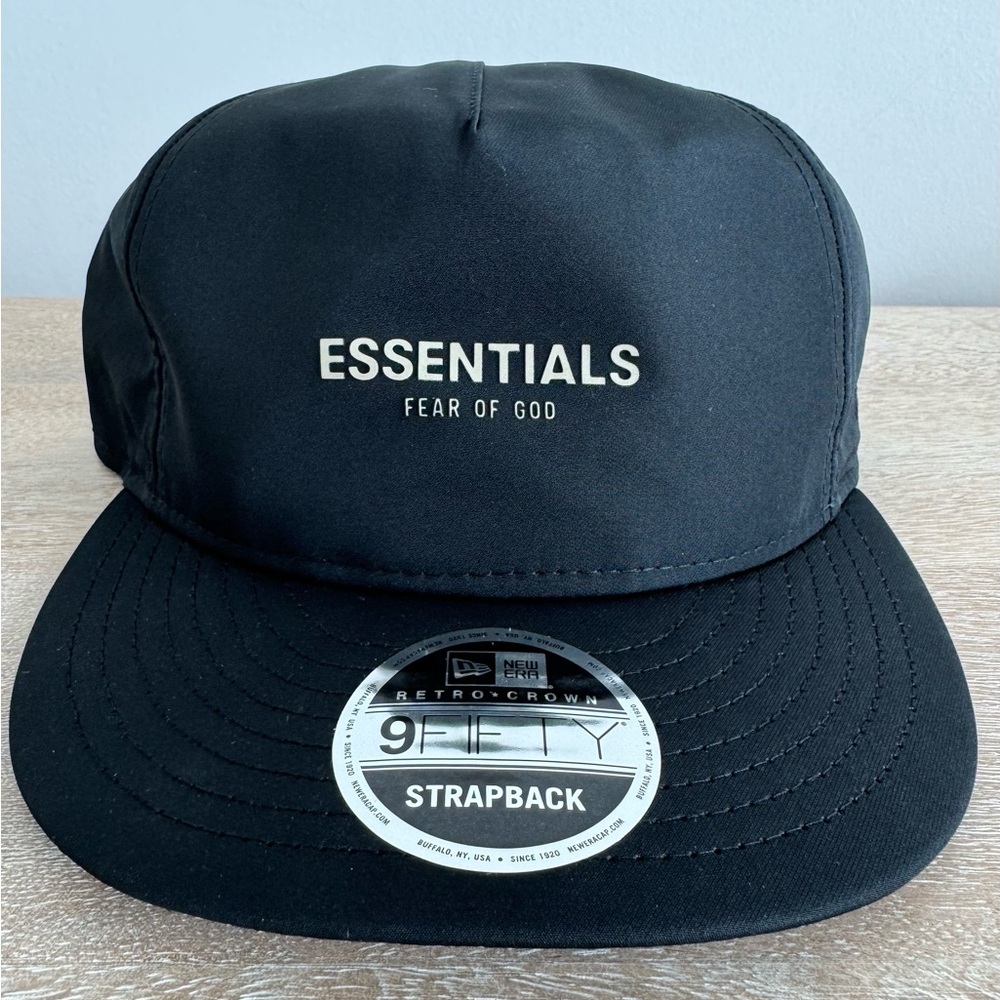 New Era x Fear Of God Essentials 9FIFTY Strapback Hat OSFA Black